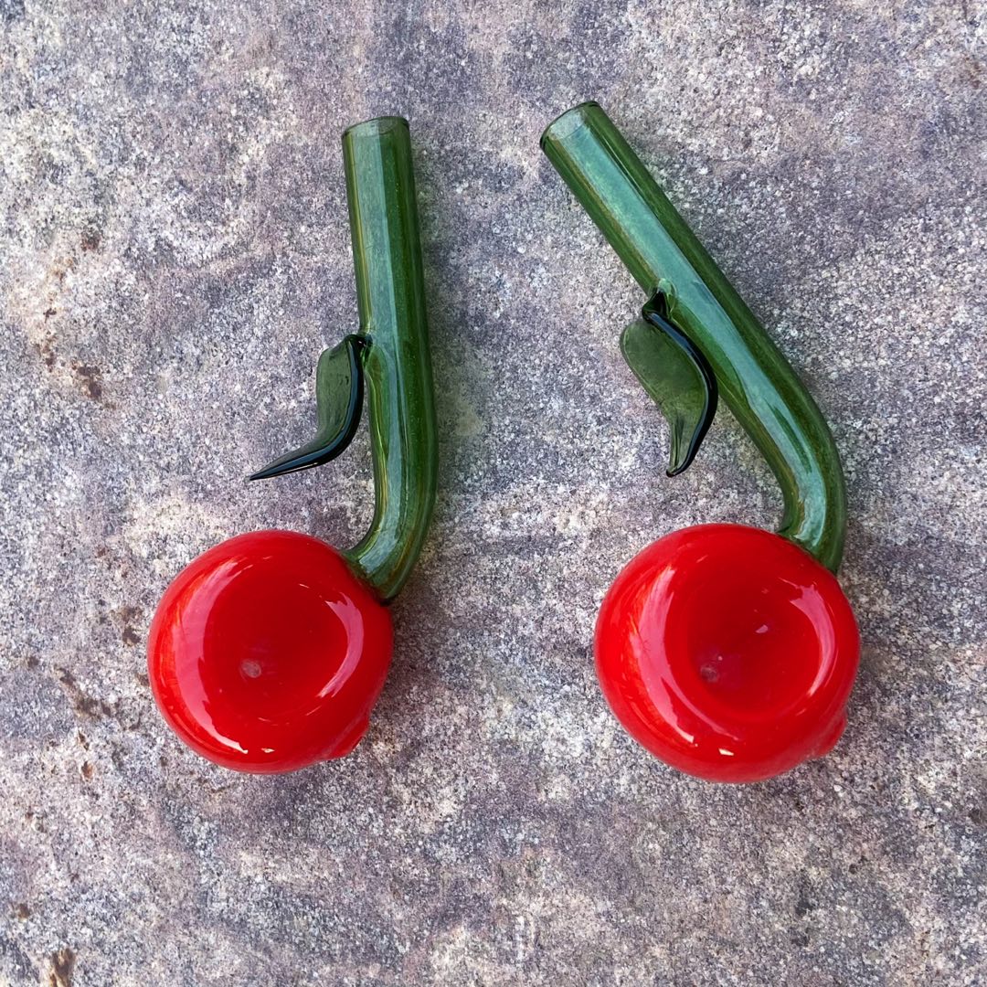 4 Inch Cherry Glass Hand Pipe Spoon
