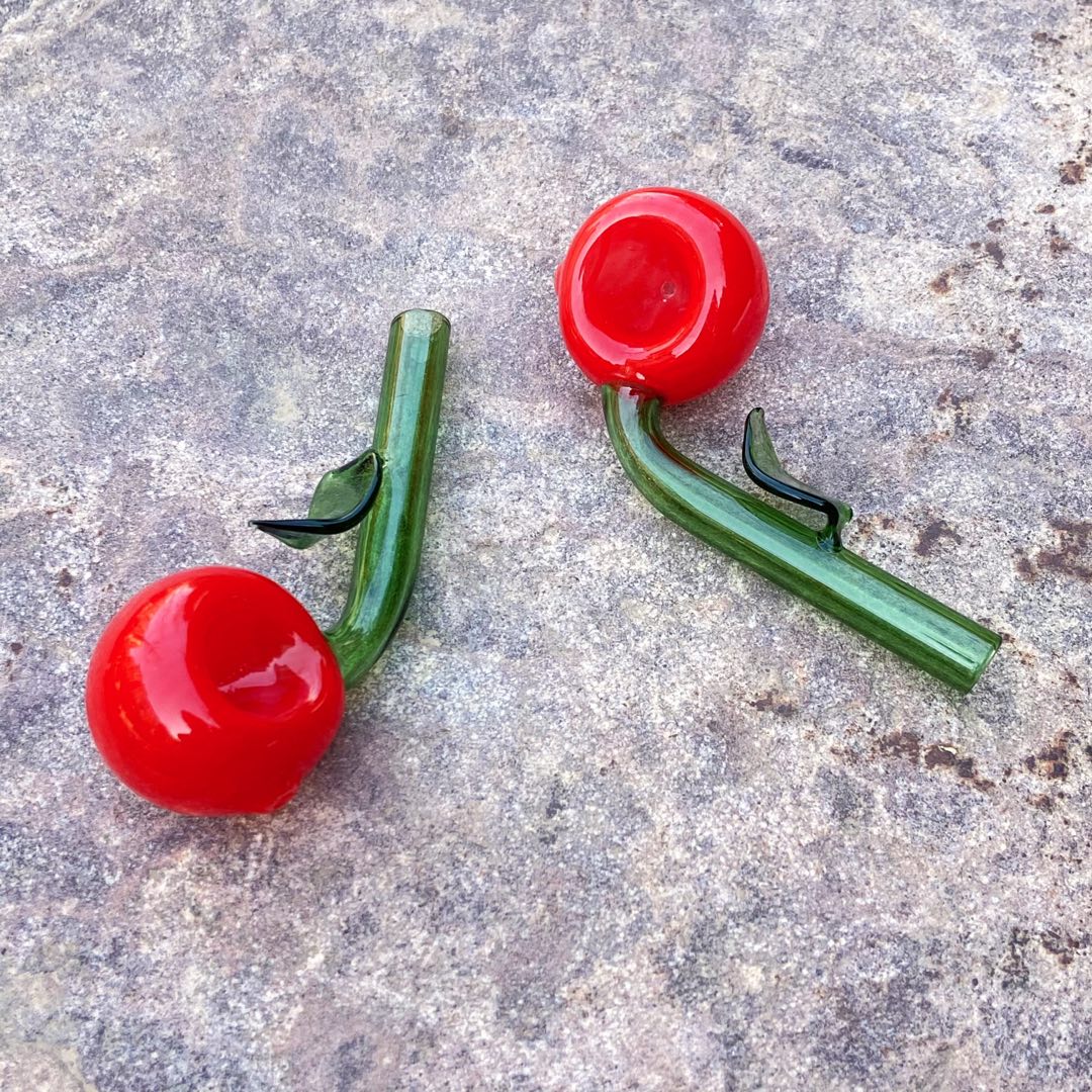 4 Inch Cherry Glass Hand Pipe Spoon
